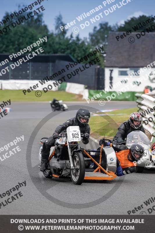 Vintage motorcycle club;eventdigitalimages;mallory park;mallory park trackday photographs;no limits trackdays;peter wileman photography;trackday digital images;trackday photos;vmcc festival 1000 bikes photographs